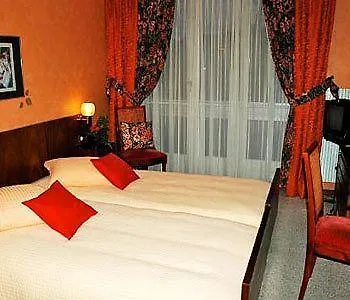De Chailly Hotell 3*