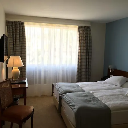 Hotell De Chailly 3*