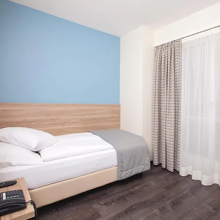 Hotell De Chailly 3*