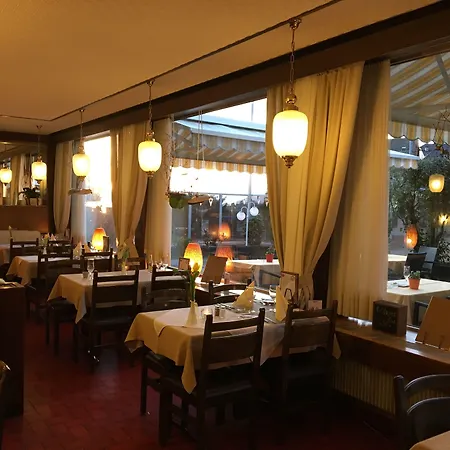 De Chailly Hotel 3*